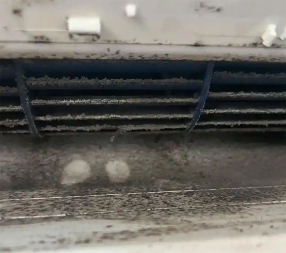 沭阳空调吹的风有股烧焦味是怎么回事